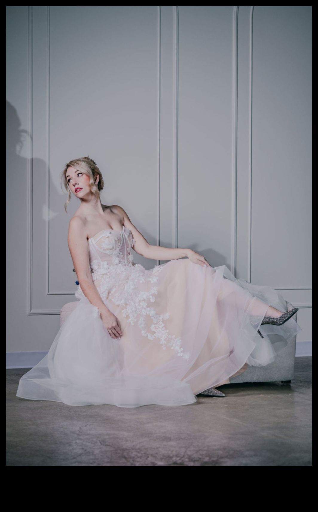 אלגנטיות בכל תפר: קוטור כלות מודרני מעבר לטרנדים