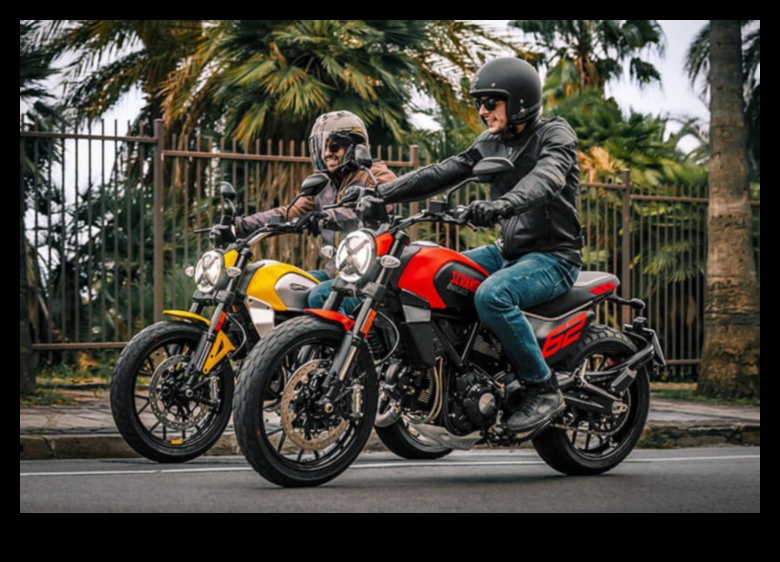 קלאסיקות שייט תשוקה לשימור אופנועי וינטג' 2 קלאסיקות שיוט: שחזור ושימור אופנועי וינטג'