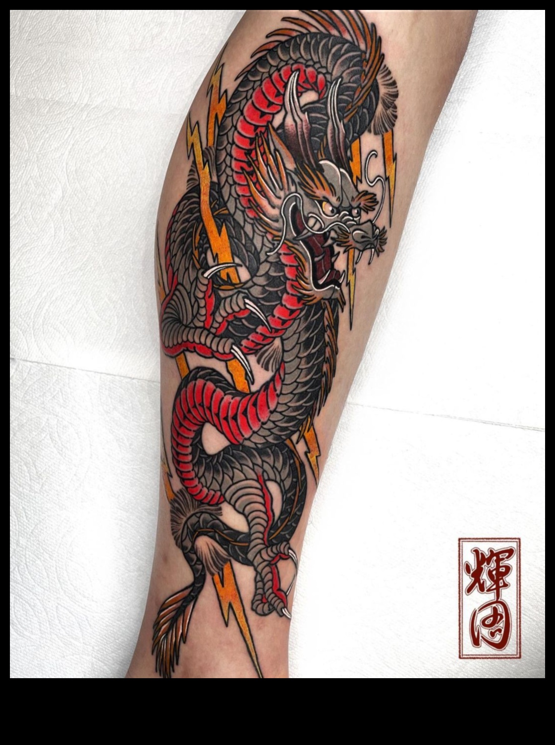 דיו מיסטי: גלה את הסודות באמנות הקעקועים היפנית