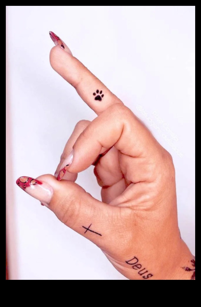 קטנטונת מנצחת את האמנות והמשמעות של קעקוע אצבע 4 ניצחונות זעירים: התענגו על האומנות של קעקוע אצבע