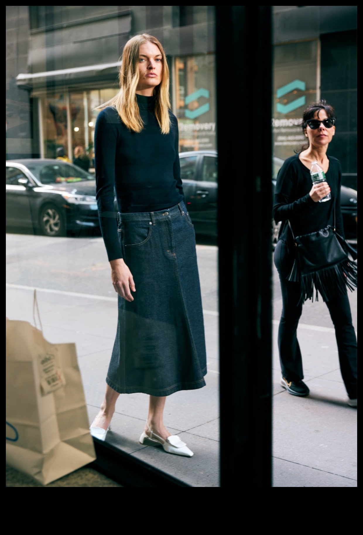 Minimalist Marvels: תלבושות מודרניות לסגנון ללא מאמץ