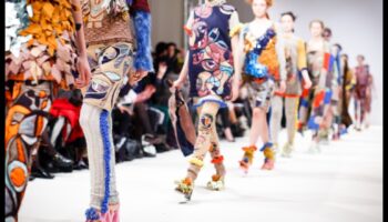 סיפורי סגנון מפוסלים: יצירת הנרטיב של מסע הסגנון שלך